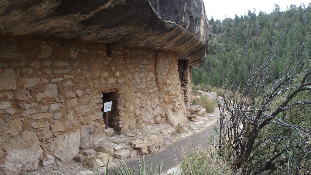 walnutCanyonNatlMonument