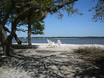 Relaxing-on-Daufuskie-1-400x300