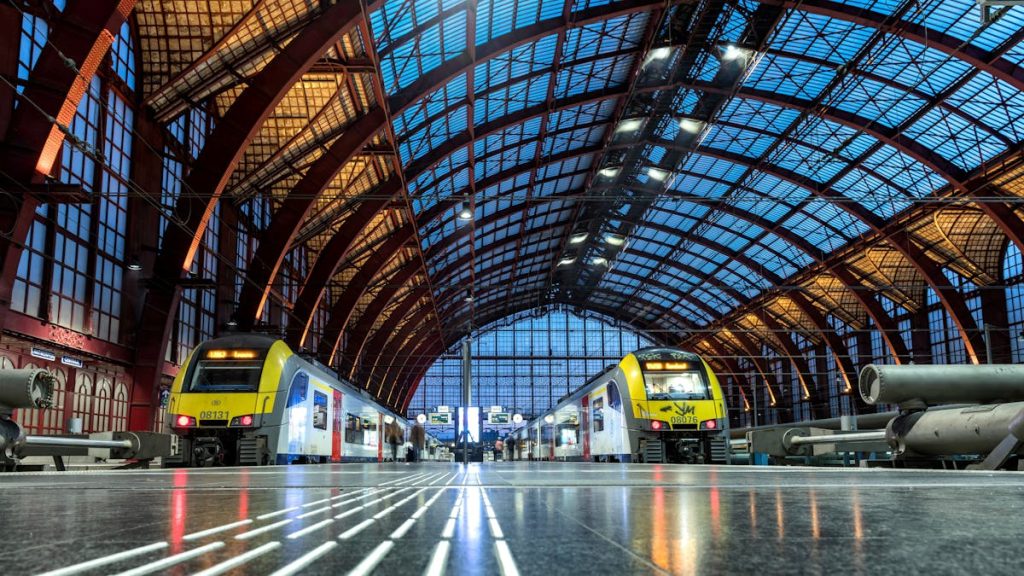 free-photo-of-trains-and-platforms-at-antwerpen-centraal-railway-station