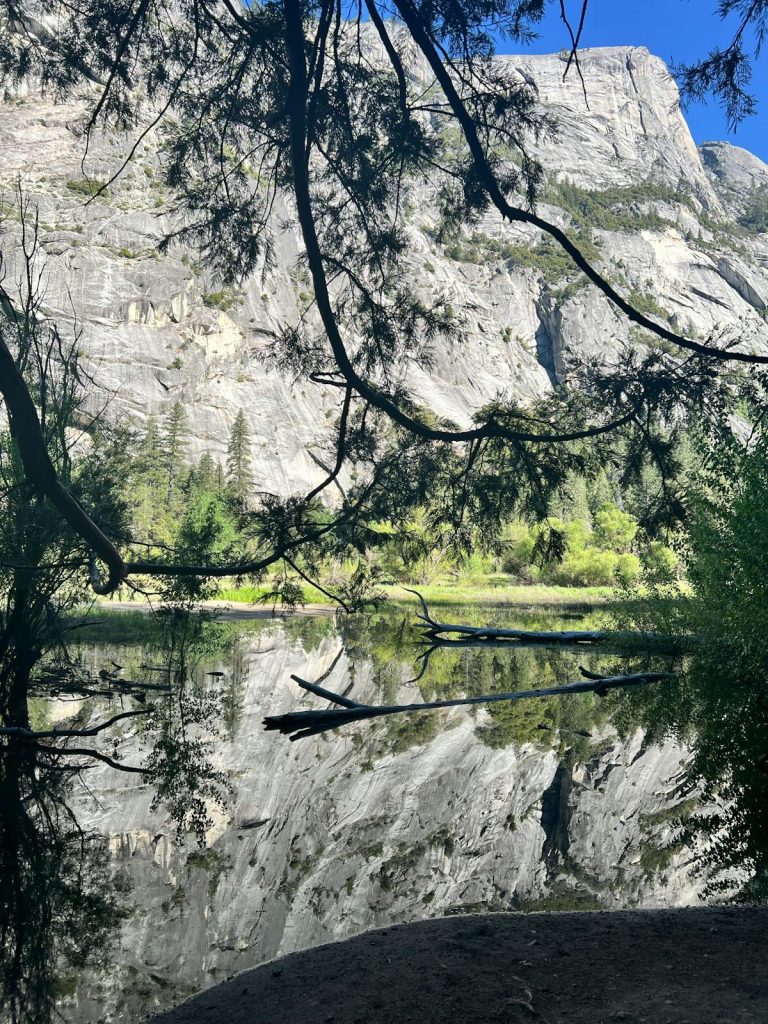 free-photo-of-tranquil-mountain-reflection-at-yosemite-national-park