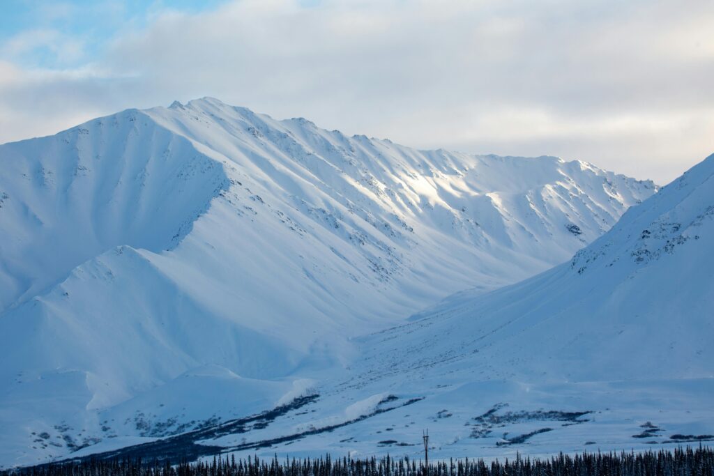 AlaskasnowMtn